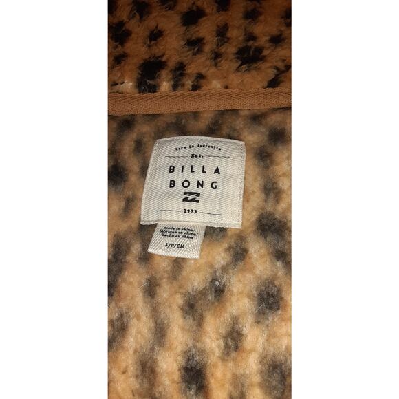 NWT - Billabong Half Zip Sherpa Teddy Fleece Pullover Cheetah Leopard Size: S - Picture 7 of 7